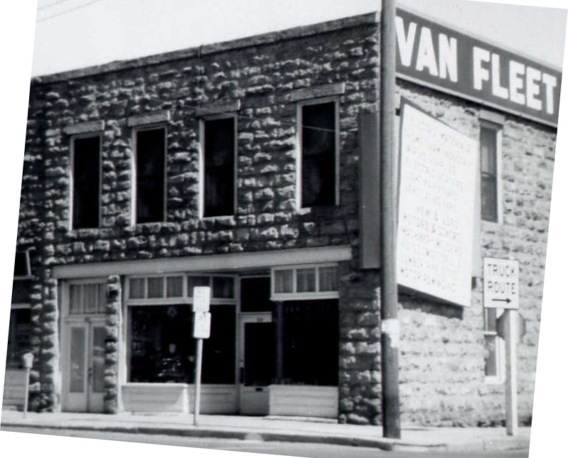 MELHASE BUILDING (1905-)  Main and 2nd